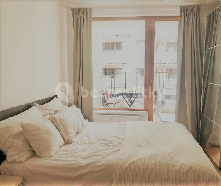 Prenájom bytu 1-izbový 42 m², Kurta Konráda, Praha, Praha Prenájom bytu 1-izbový 42 m², Kurta Konráda, Praha, Praha