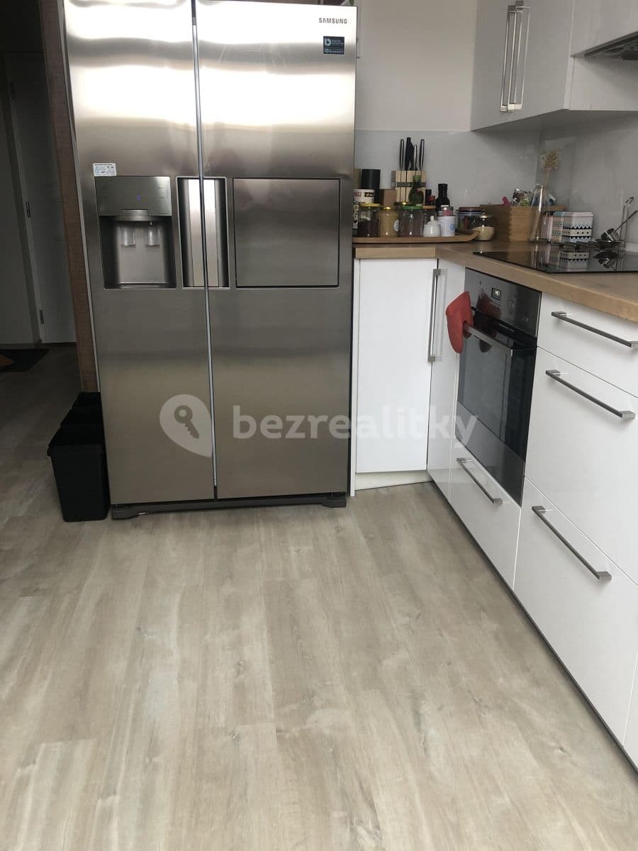 Prenájom bytu 2-izbový 84 m², Bubenská, Praha, Praha Prenájom bytu 2-izbový 84 m², Bubenská, Praha, Praha