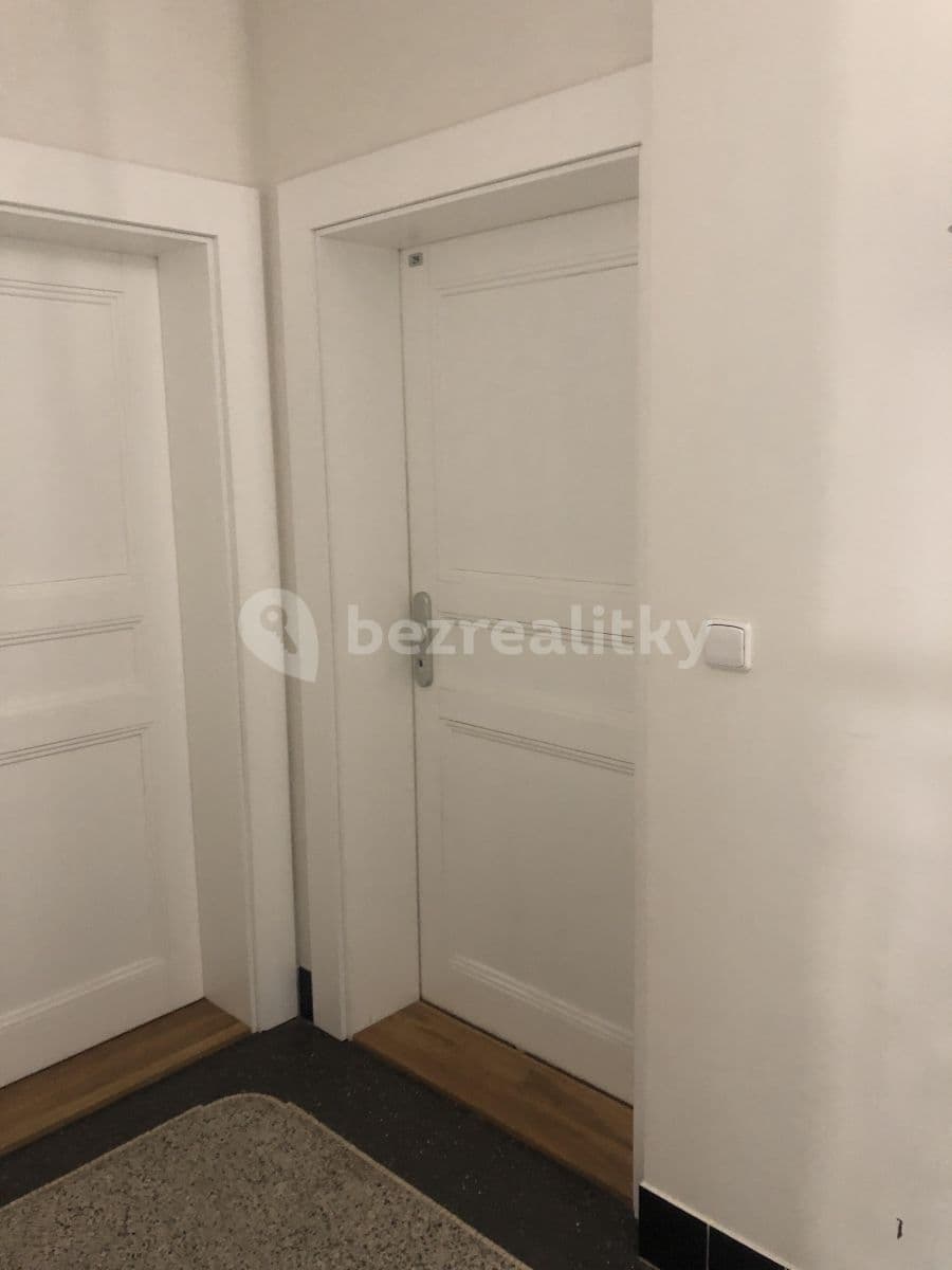 Prenájom bytu 2-izbový 84 m², Bubenská, Praha, Praha Prenájom bytu 2-izbový 84 m², Bubenská, Praha, Praha