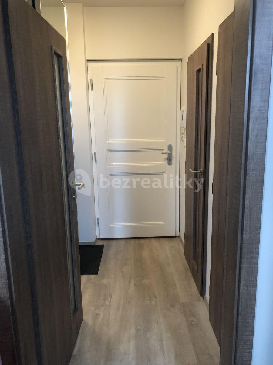Prenájom bytu 2-izbový 84 m², Bubenská, Praha, Praha Prenájom bytu 2-izbový 84 m², Bubenská, Praha, Praha