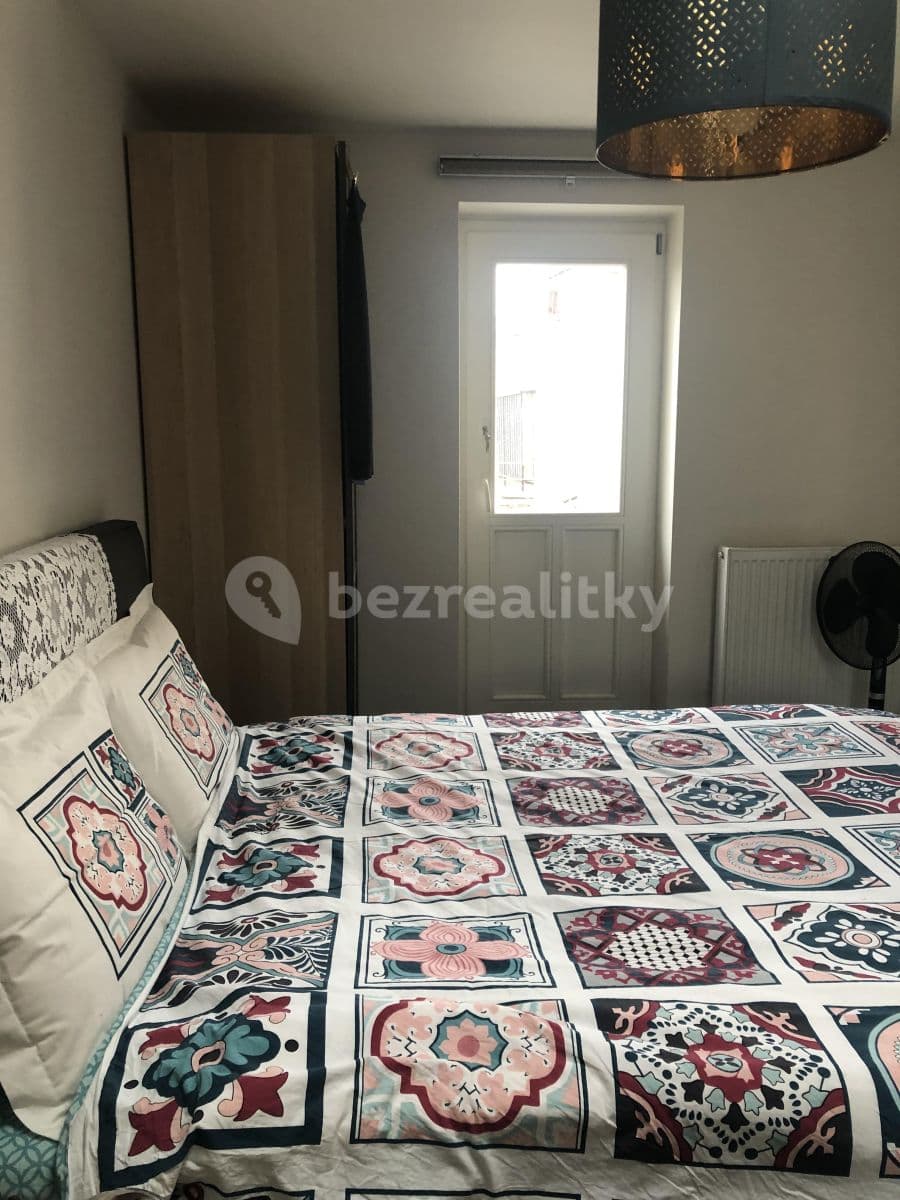 Prenájom bytu 2-izbový 84 m², Bubenská, Praha, Praha Prenájom bytu 2-izbový 84 m², Bubenská, Praha, Praha