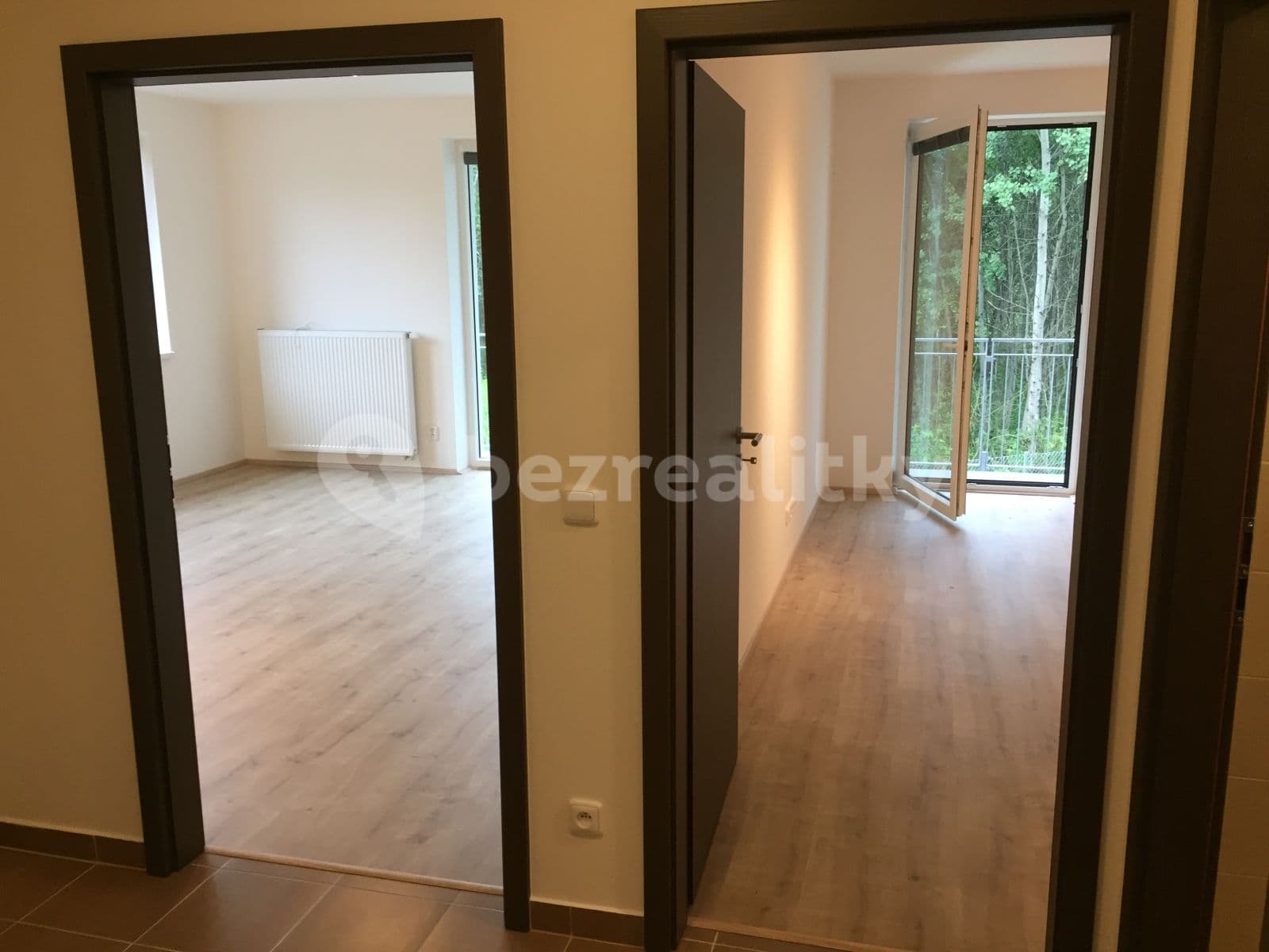 Prenájom bytu 2-izbový 65 m², Antonína Petrofa, Hradec Králové, Královéhradecký kraj Prenájom bytu 2-izbový 65 m², Antonína Petrofa, Hradec Králové, Královéhradecký kraj