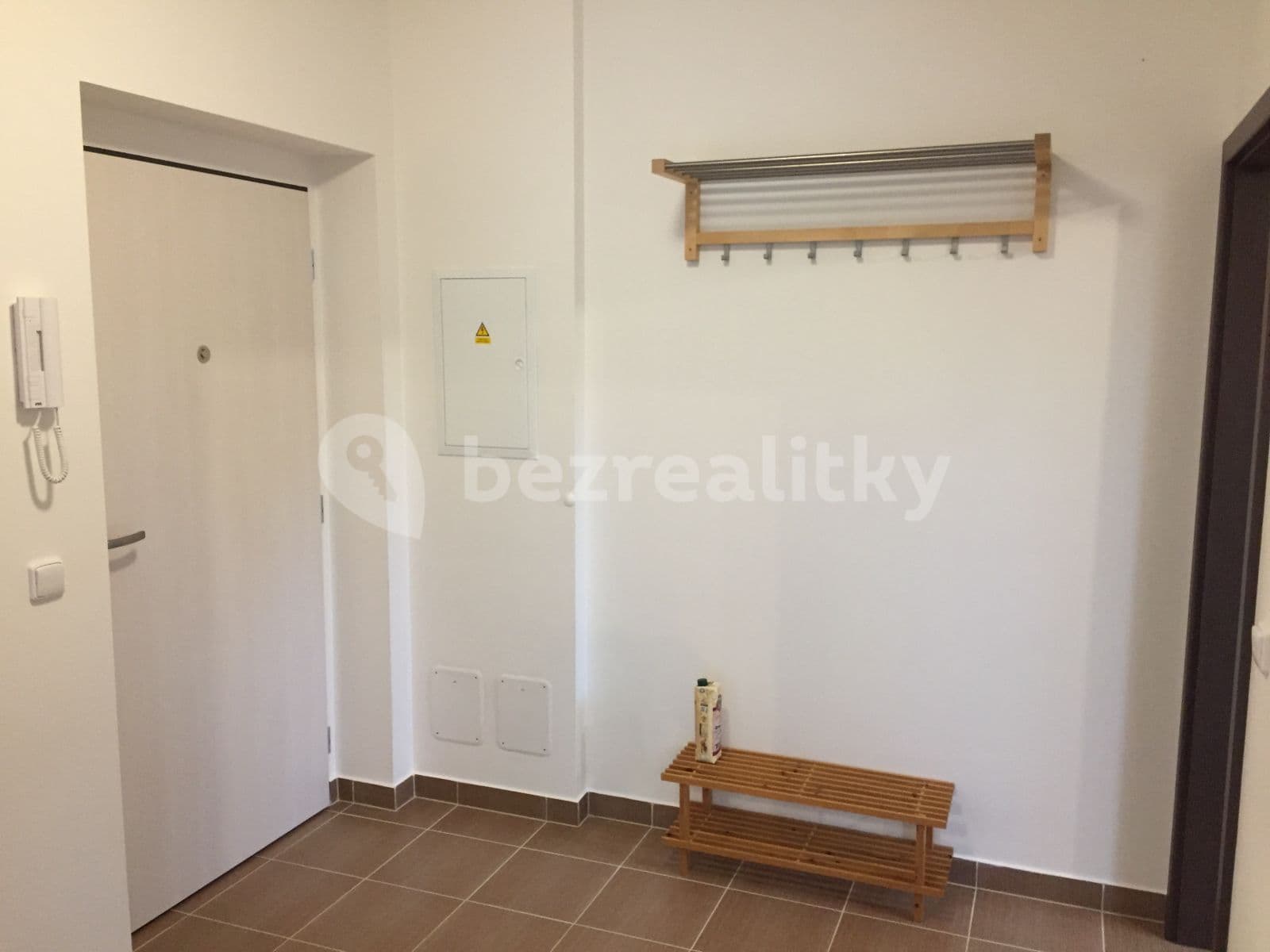 Prenájom bytu 2-izbový 65 m², Antonína Petrofa, Hradec Králové, Královéhradecký kraj Prenájom bytu 2-izbový 65 m², Antonína Petrofa, Hradec Králové, Královéhradecký kraj