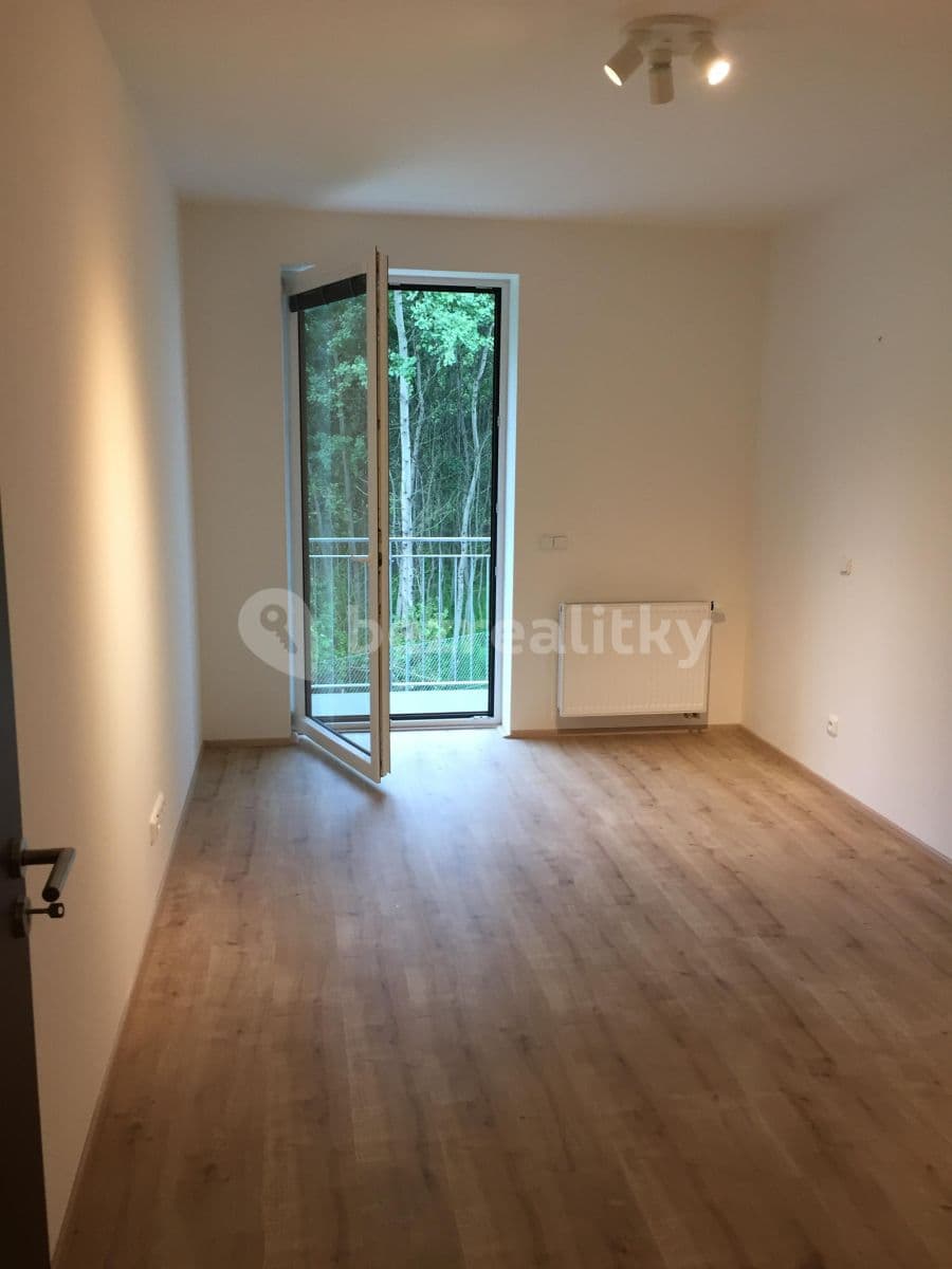 Prenájom bytu 2-izbový 65 m², Antonína Petrofa, Hradec Králové, Královéhradecký kraj Prenájom bytu 2-izbový 65 m², Antonína Petrofa, Hradec Králové, Královéhradecký kraj