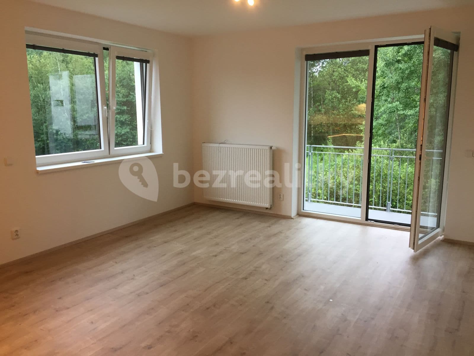 Prenájom bytu 2-izbový 65 m², Antonína Petrofa, Hradec Králové, Královéhradecký kraj Prenájom bytu 2-izbový 65 m², Antonína Petrofa, Hradec Králové, Královéhradecký kraj