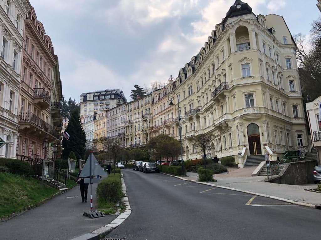 Prenájom bytu 1-izbový 46 m², Sadová, Karlovy Vary, Karlovarský kraj Prenájom bytu 1-izbový 46 m², Sadová, Karlovy Vary, Karlovarský kraj