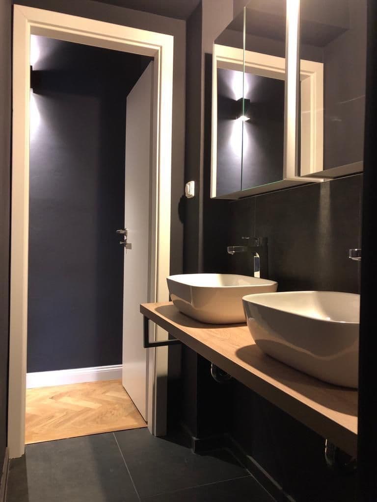 Prenájom bytu 1-izbový 46 m², Sadová, Karlovy Vary, Karlovarský kraj Prenájom bytu 1-izbový 46 m², Sadová, Karlovy Vary, Karlovarský kraj