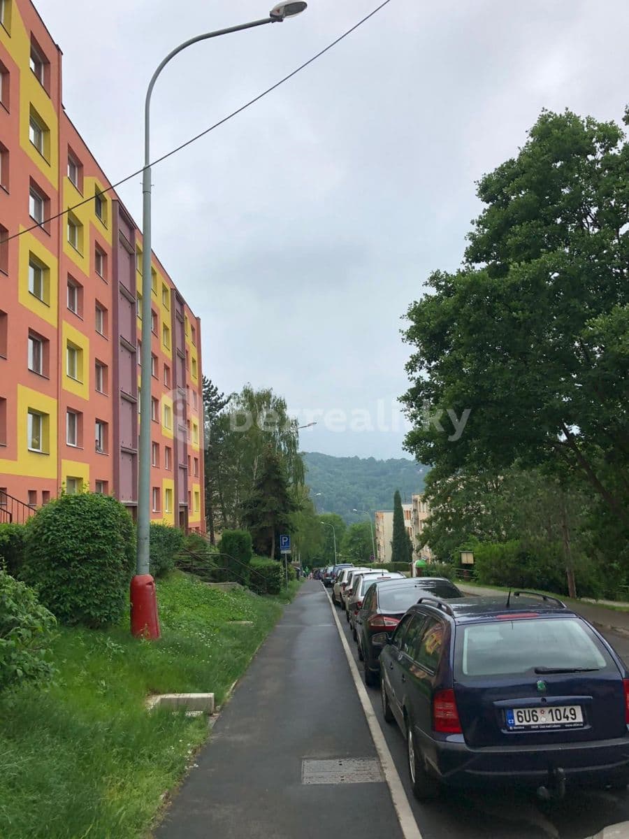 Prenájom bytu 2-izbový 67 m², Tolstého, Ústí nad Labem, Ústecký kraj Prenájom bytu 2-izbový 67 m², Tolstého, Ústí nad Labem, Ústecký kraj