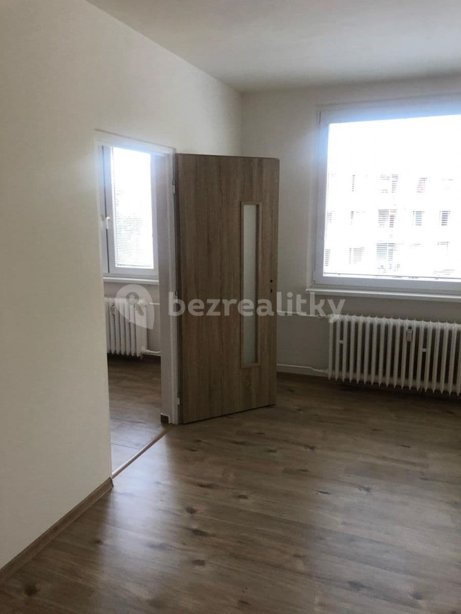 Prenájom bytu 2-izbový 67 m², Tolstého, Ústí nad Labem, Ústecký kraj Prenájom bytu 2-izbový 67 m², Tolstého, Ústí nad Labem, Ústecký kraj