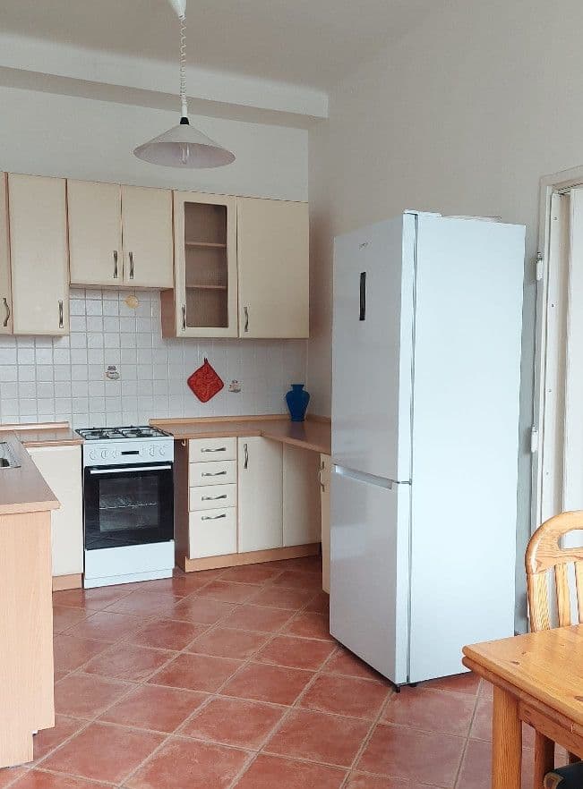 Prenájom bytu 1-izbový 46 m², Hollarovo náměstí, Praha, Praha Prenájom bytu 1-izbový 46 m², Hollarovo náměstí, Praha, Praha