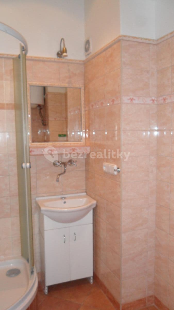 Prenájom bytu 3-izbový 66 m², Spojovací, Praha, Praha Prenájom bytu 3-izbový 66 m², Spojovací, Praha, Praha