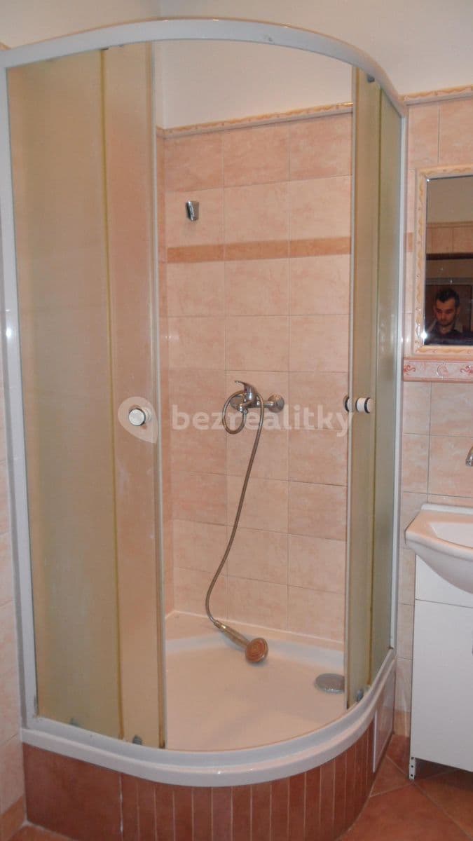 Prenájom bytu 3-izbový 66 m², Spojovací, Praha, Praha Prenájom bytu 3-izbový 66 m², Spojovací, Praha, Praha