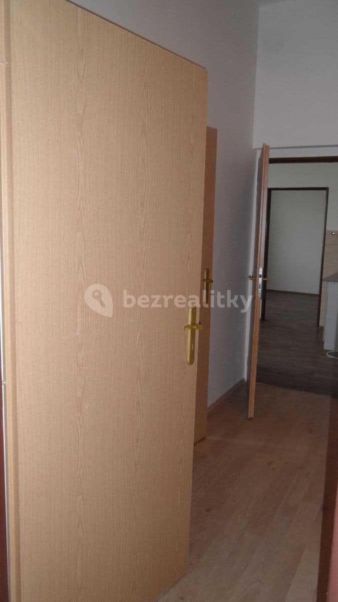 Prenájom bytu 3-izbový 66 m², Spojovací, Praha, Praha Prenájom bytu 3-izbový 66 m², Spojovací, Praha, Praha