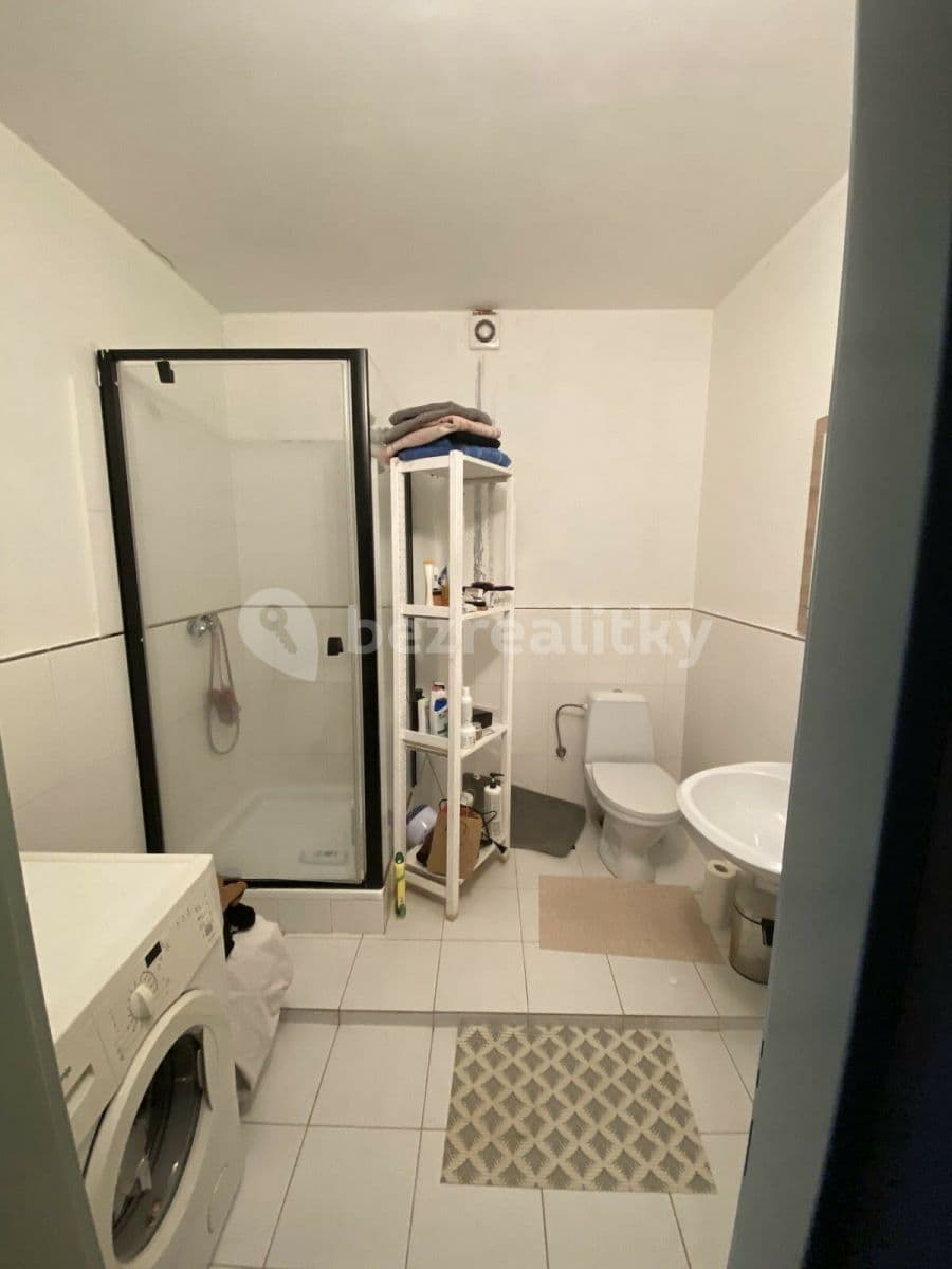 Prenájom bytu 2-izbový 58 m², Pivovarnická, Praha, Praha Prenájom bytu 2-izbový 58 m², Pivovarnická, Praha, Praha