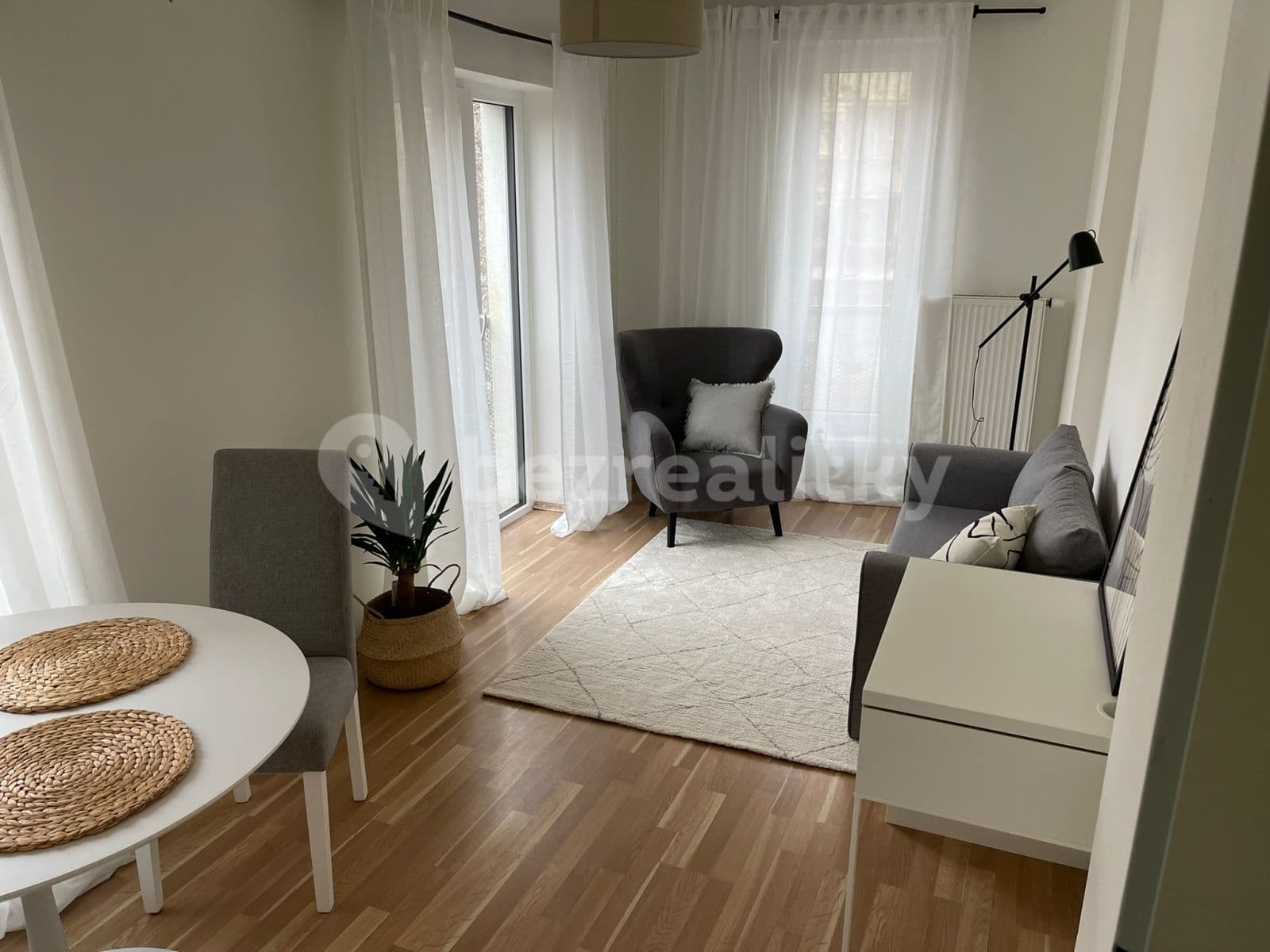 Prenájom bytu 2-izbový 58 m², Pivovarnická, Praha, Praha Prenájom bytu 2-izbový 58 m², Pivovarnická, Praha, Praha