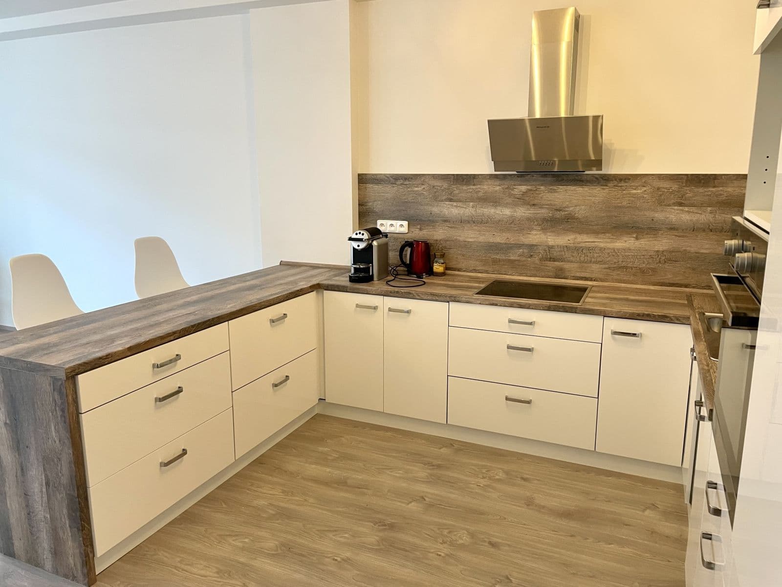 Prenájom bytu 2-izbový 72 m², Nepilova, Beroun, Středočeský kraj Prenájom bytu 2-izbový 72 m², Nepilova, Beroun, Středočeský kraj