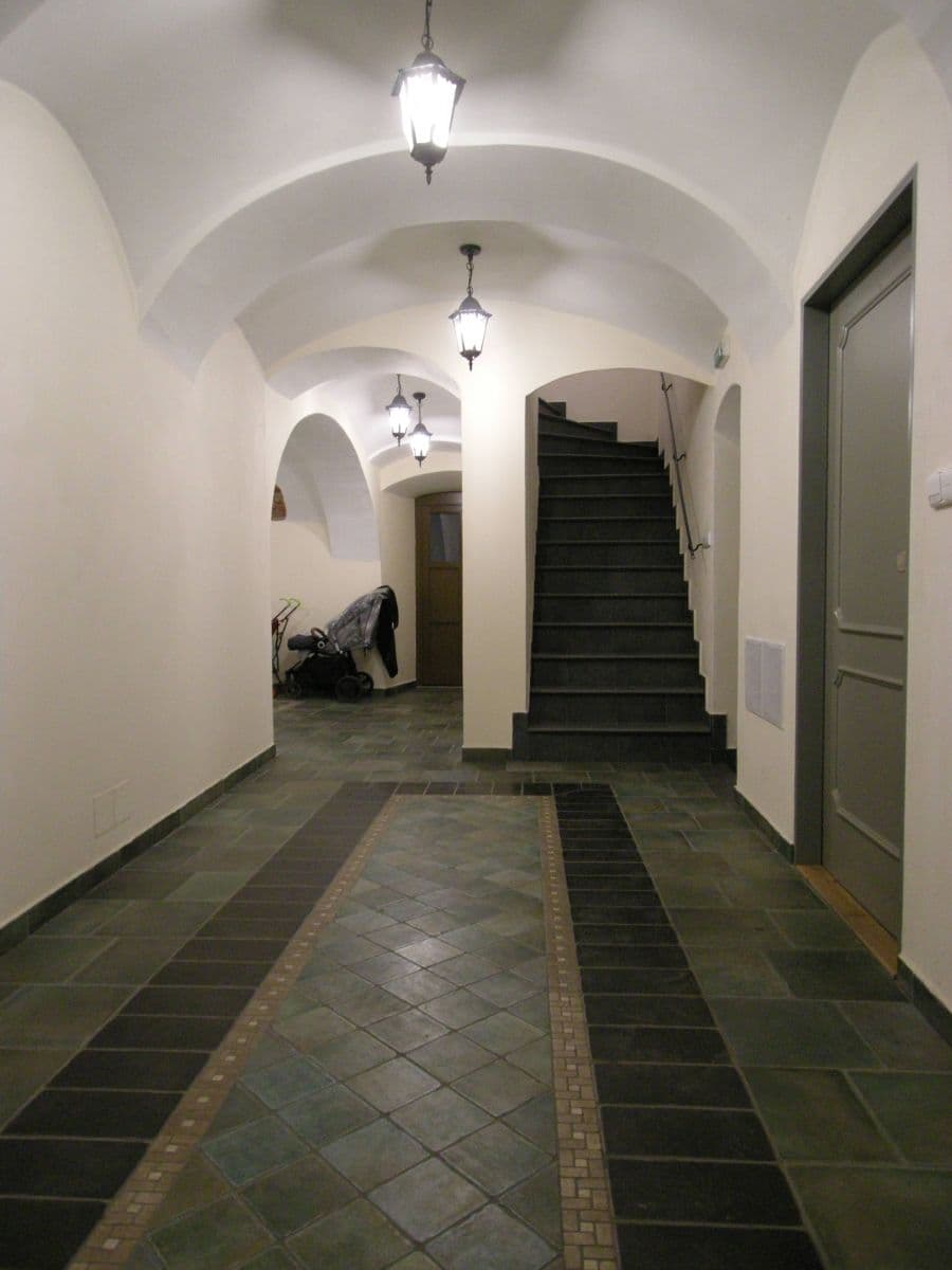 Prenájom bytu 2-izbový 53 m², Lazebnická, Jihlava, Kraj Vysočina Prenájom bytu 2-izbový 53 m², Lazebnická, Jihlava, Kraj Vysočina