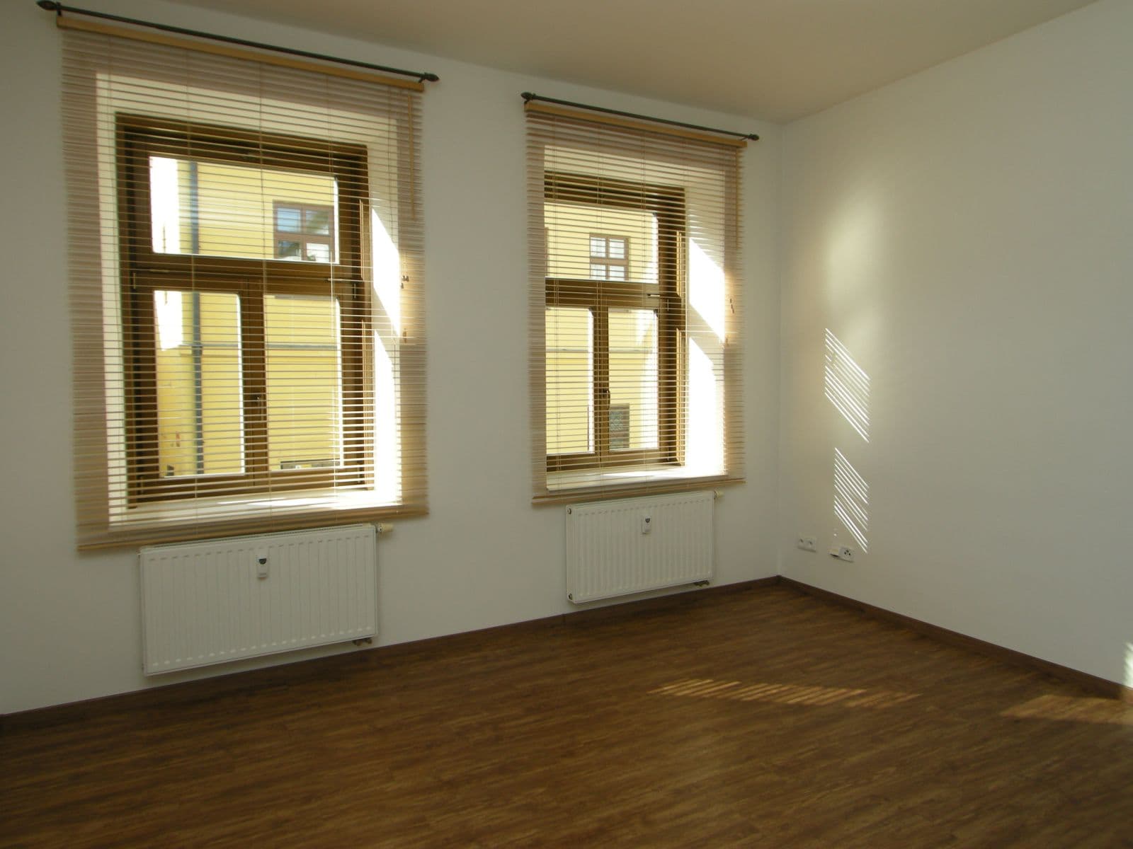 Prenájom bytu 2-izbový 53 m², Lazebnická, Jihlava, Kraj Vysočina Prenájom bytu 2-izbový 53 m², Lazebnická, Jihlava, Kraj Vysočina