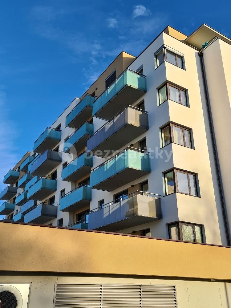 Prenájom bytu 2-izbový 55 m², Na Zlaté stoce, České Budějovice, Jihočeský kraj Prenájom bytu 2-izbový 55 m², Na Zlaté stoce, České Budějovice, Jihočeský kraj