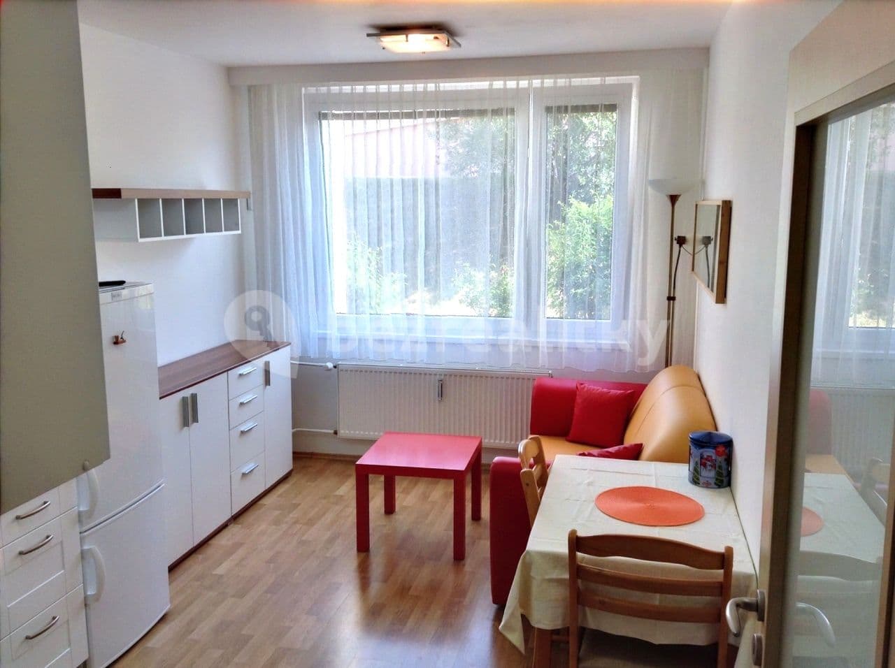 Prenájom bytu 2-izbový 36 m², Šípková, Praha, Praha Prenájom bytu 2-izbový 36 m², Šípková, Praha, Praha
