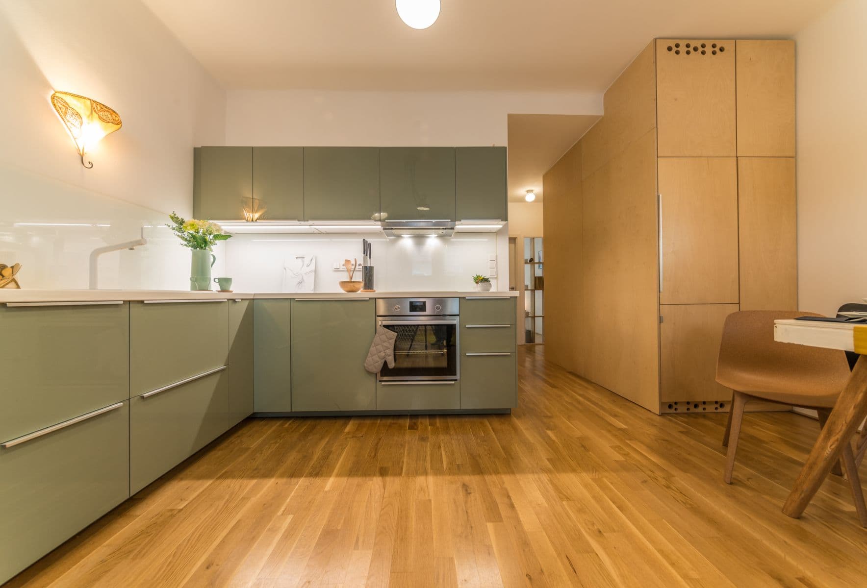 Prenájom bytu 2-izbový 62 m², Buzulucká, Praha, Praha Prenájom bytu 2-izbový 62 m², Buzulucká, Praha, Praha