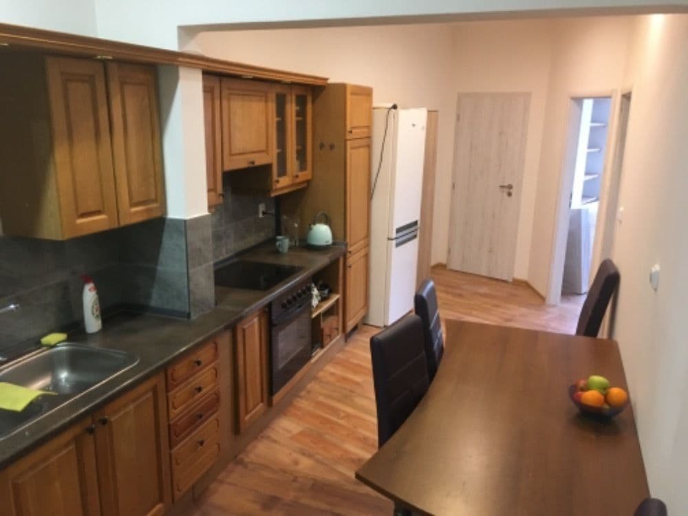 Prenájom bytu 3-izbový 70 m², Pivovarnická, Praha, Praha Prenájom bytu 3-izbový 70 m², Pivovarnická, Praha, Praha