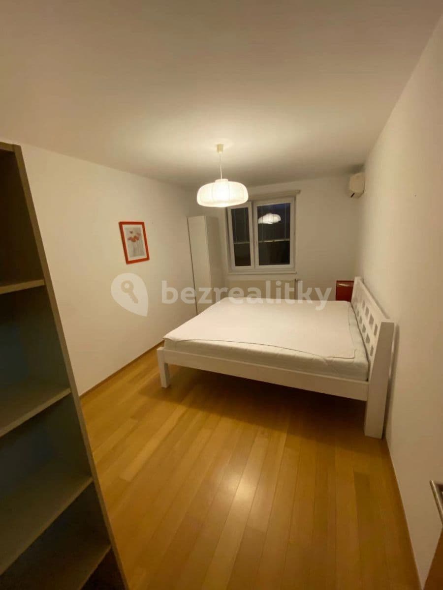 Prenájom bytu 2-izbový 55 m², Kovanecká, Praha, Praha Prenájom bytu 2-izbový 55 m², Kovanecká, Praha, Praha