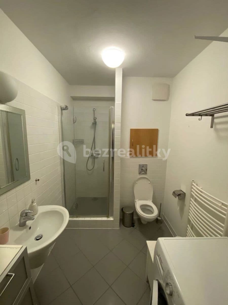 Prenájom bytu 2-izbový 55 m², Kovanecká, Praha, Praha Prenájom bytu 2-izbový 55 m², Kovanecká, Praha, Praha