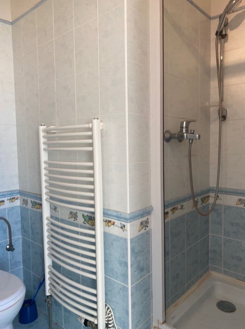 Prenájom bytu 4-izbový 110 m², Praha, Praha Prenájom bytu 4-izbový 110 m², Praha, Praha