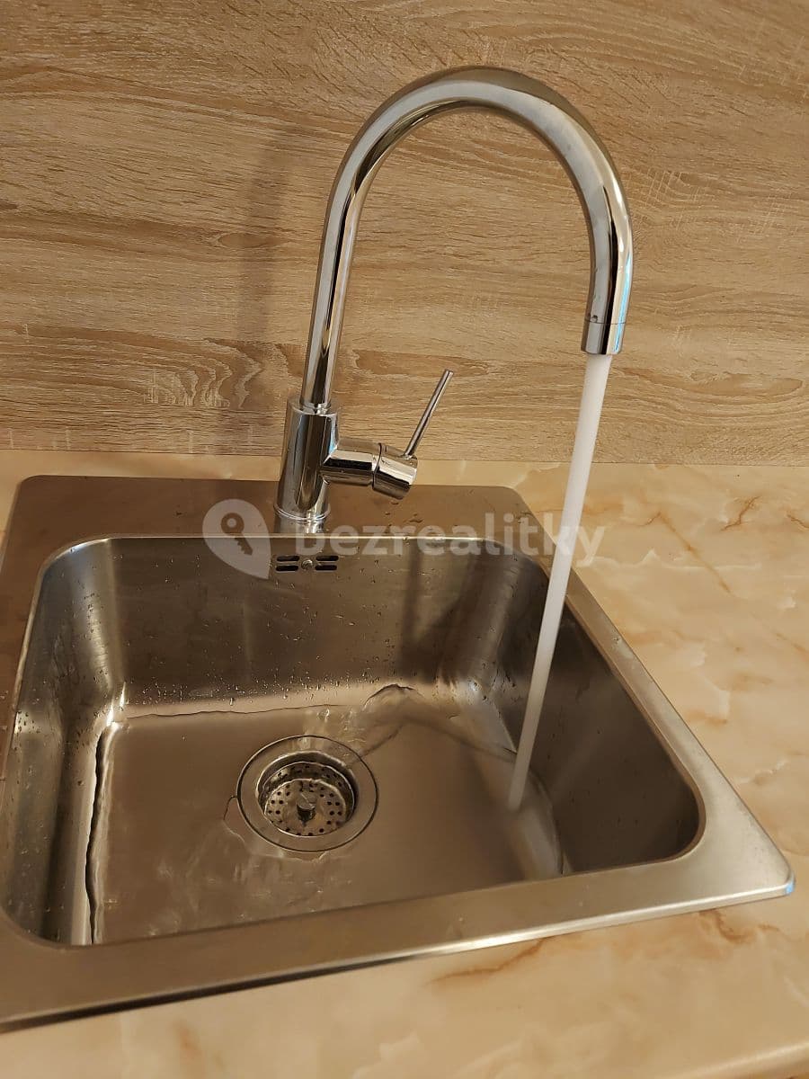 Prenájom bytu Garsoniéra 33 m², Šífařská, Praha, Praha Prenájom bytu Garsoniéra 33 m², Šífařská, Praha, Praha