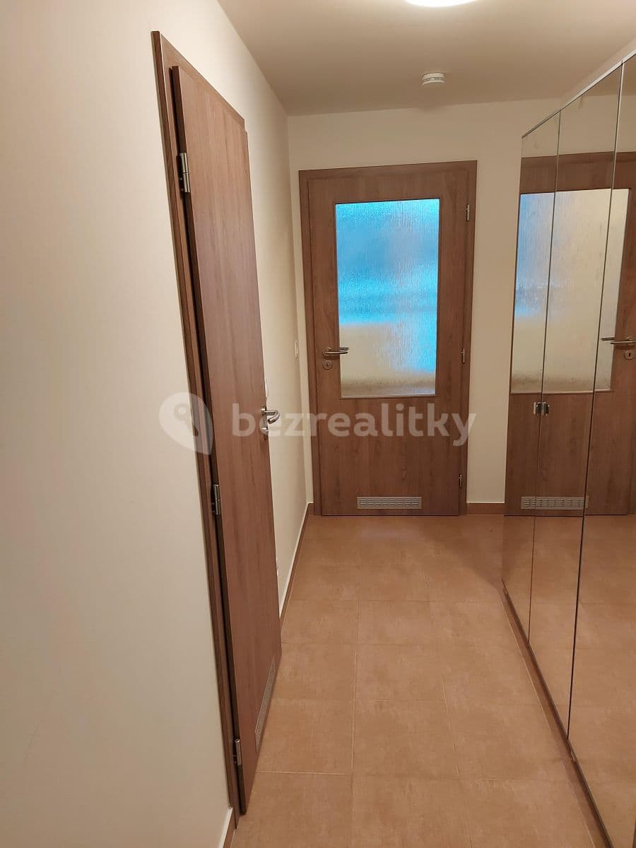Prenájom bytu Garsoniéra 33 m², Šífařská, Praha, Praha Prenájom bytu Garsoniéra 33 m², Šífařská, Praha, Praha