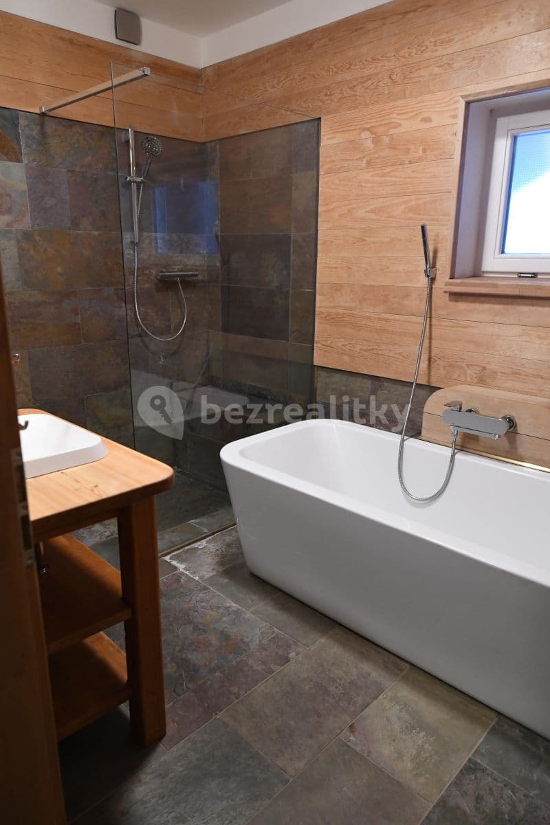 Prenájom bytu 3-izbový 120 m², Ant. Škváry, Kladno, Středočeský kraj Prenájom bytu 3-izbový 120 m², Ant. Škváry, Kladno, Středočeský kraj