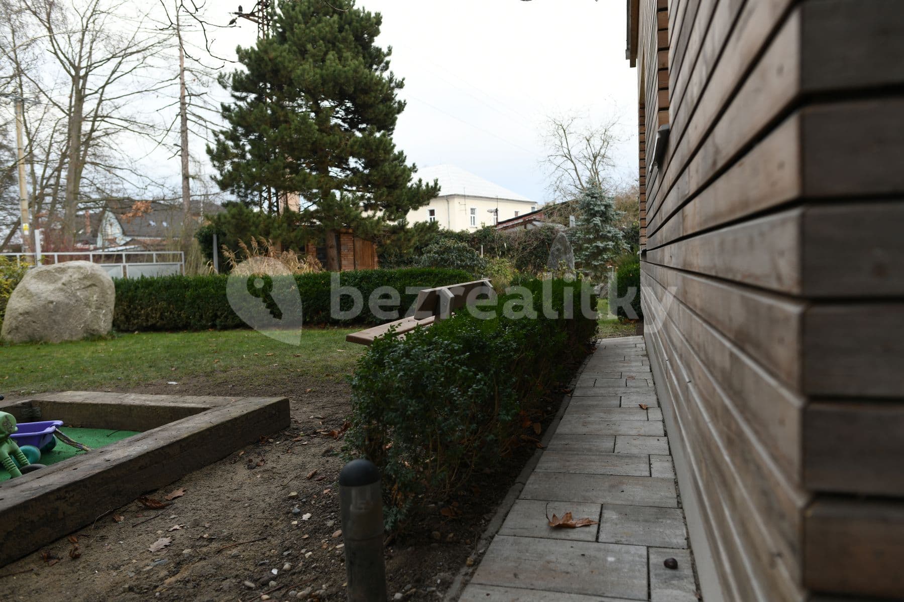 Prenájom bytu 3-izbový 120 m², Ant. Škváry, Kladno, Středočeský kraj Prenájom bytu 3-izbový 120 m², Ant. Škváry, Kladno, Středočeský kraj