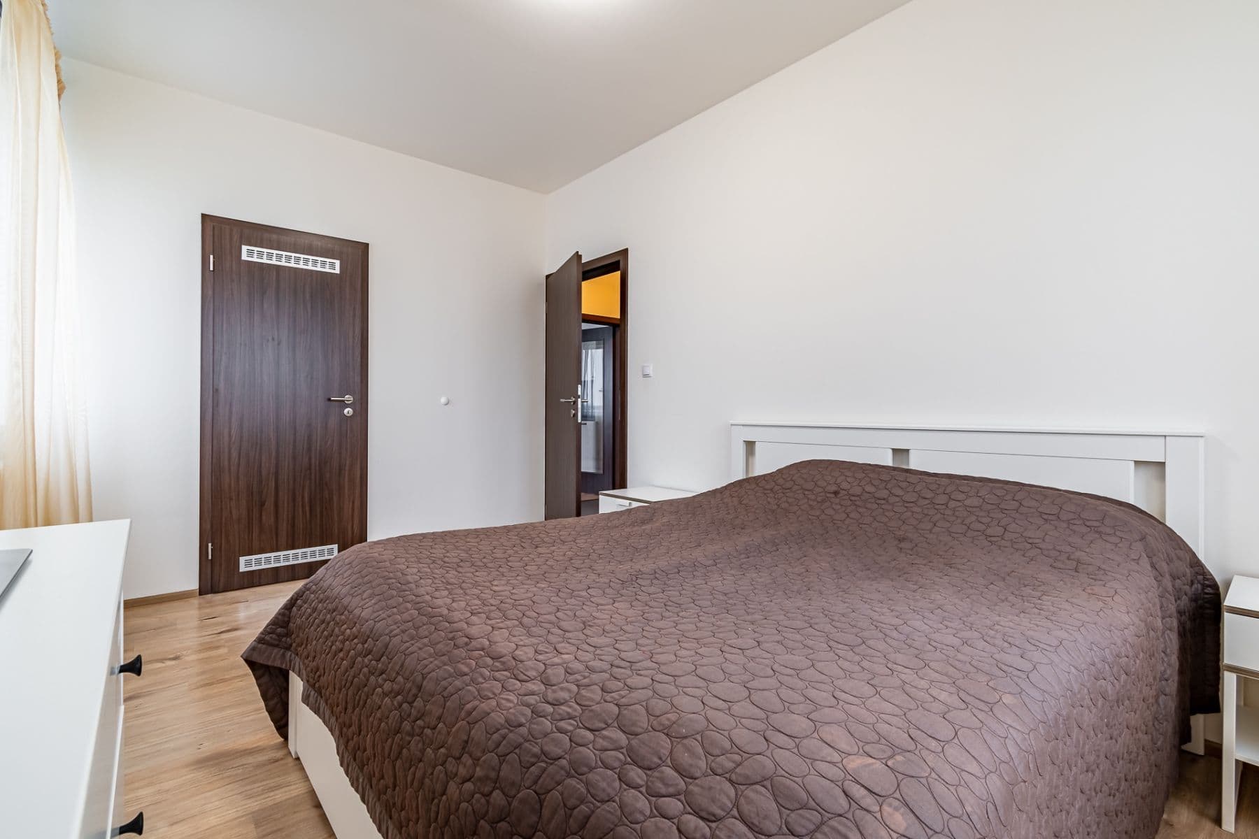 Prenájom bytu 2-izbový 66 m², T. G. Masaryka, Horoměřice, Středočeský kraj Prenájom bytu 2-izbový 66 m², T. G. Masaryka, Horoměřice, Středočeský kraj