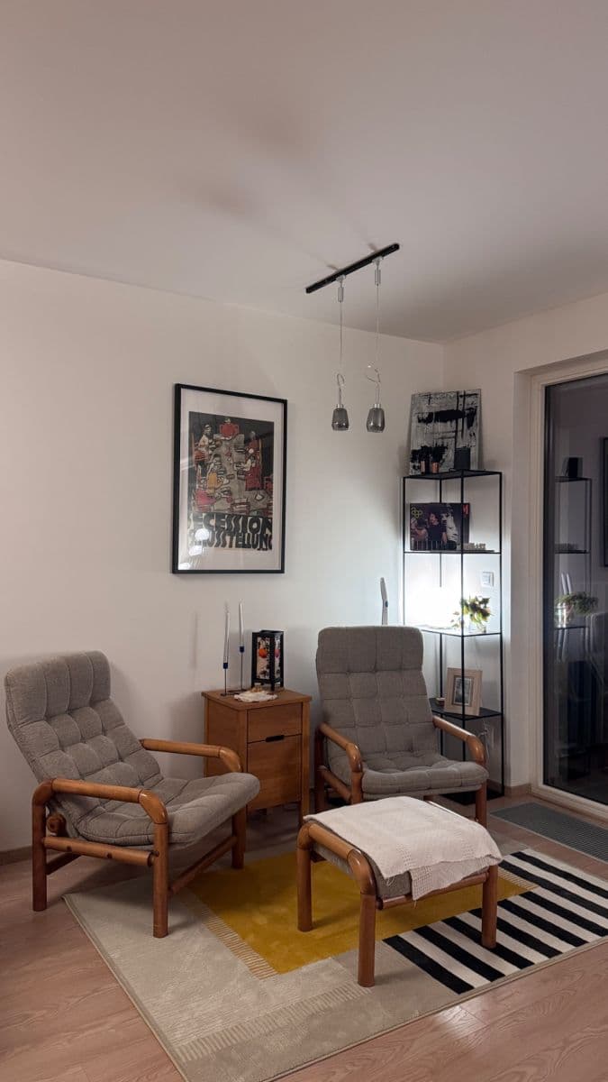 Prenájom bytu 1-izbový 48 m², Křižíkova, Praha, Praha Prenájom bytu 1-izbový 48 m², Křižíkova, Praha, Praha