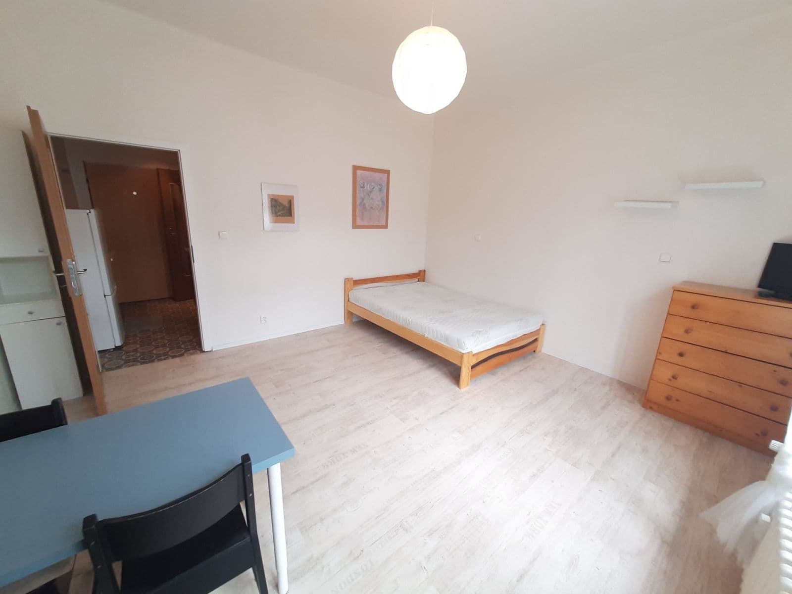 Prenájom bytu Garsoniéra 27 m², Valčíkova, Praha, Praha Prenájom bytu Garsoniéra 27 m², Valčíkova, Praha, Praha