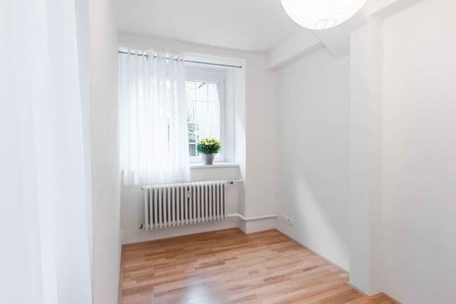 Prenájom bytu 1-izbový 24 m², Kouřimská, Praha, Praha Prenájom bytu 1-izbový 24 m², Kouřimská, Praha, Praha