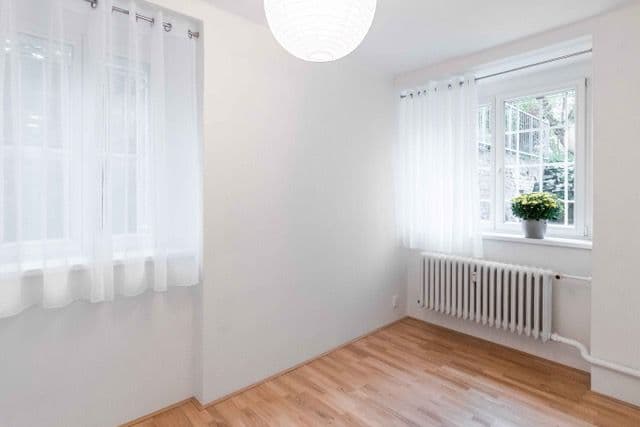 Prenájom bytu 1-izbový 24 m², Kouřimská, Praha, Praha Prenájom bytu 1-izbový 24 m², Kouřimská, Praha, Praha