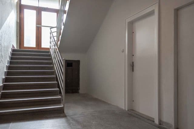 Prenájom bytu 1-izbový 24 m², Kouřimská, Praha, Praha Prenájom bytu 1-izbový 24 m², Kouřimská, Praha, Praha