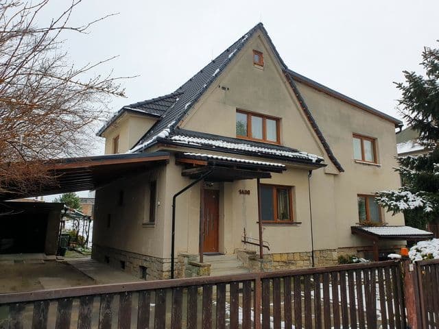 Prenájom bytu 3-izbový 90 m², Svatopluka Čecha, Čelákovice, Středočeský kraj Prenájom bytu 3-izbový 90 m², Svatopluka Čecha, Čelákovice, Středočeský kraj