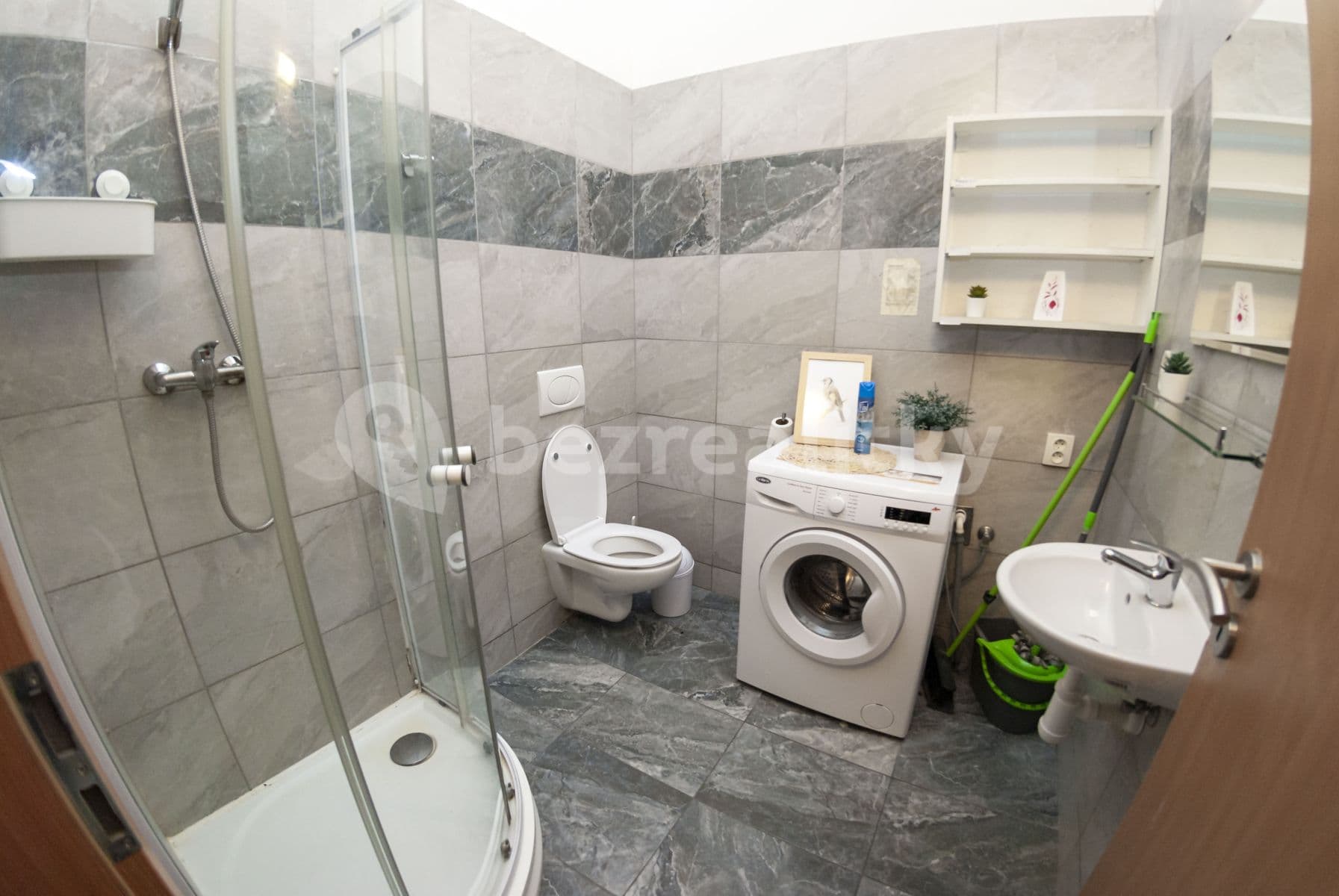 Prenájom bytu 3-izbový 55 m², Běhounská, Brno, Jihomoravský kraj Prenájom bytu 3-izbový 55 m², Běhounská, Brno, Jihomoravský kraj