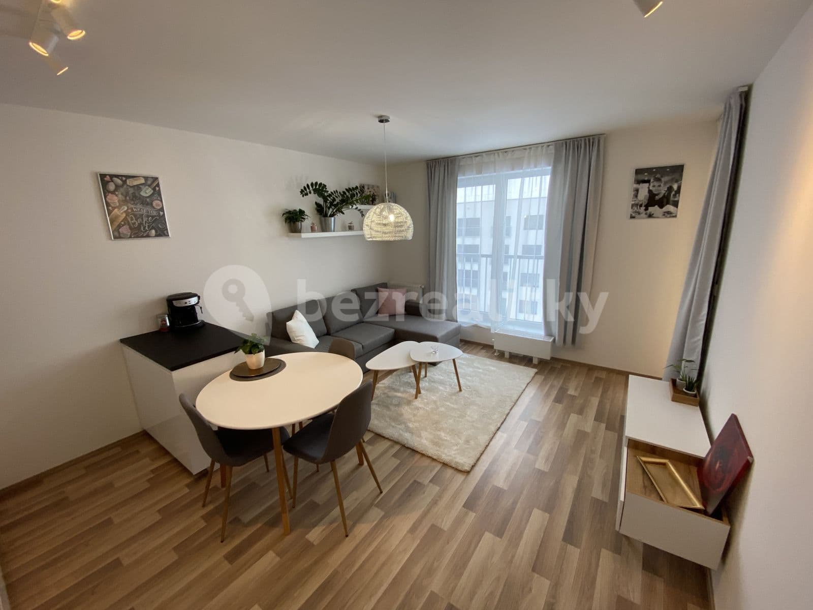 Prenájom bytu 2-izbový 48 m², Oty Bubeníčka, Praha, Praha Prenájom bytu 2-izbový 48 m², Oty Bubeníčka, Praha, Praha