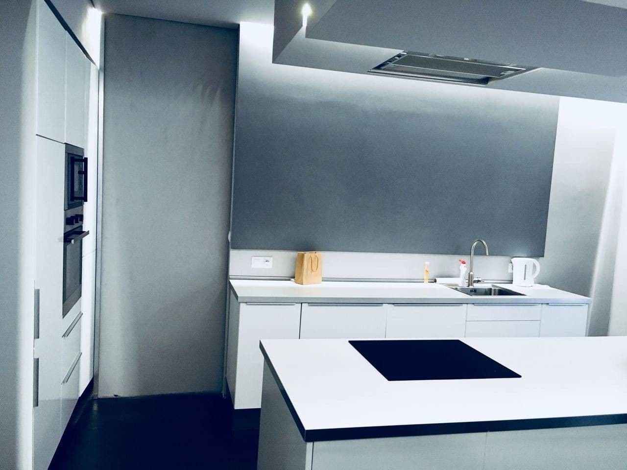 Prenájom bytu 2-izbový 68 m², Schnirchova, Praha, Praha Prenájom bytu 2-izbový 68 m², Schnirchova, Praha, Praha