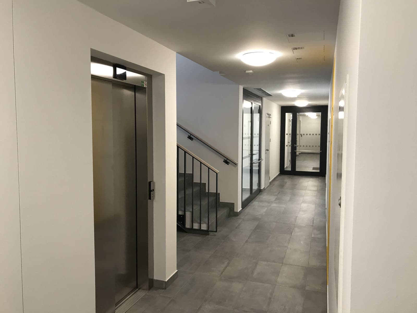 Prenájom bytu 2-izbový 48 m², Ke Kříži, Praha, Praha Prenájom bytu 2-izbový 48 m², Ke Kříži, Praha, Praha