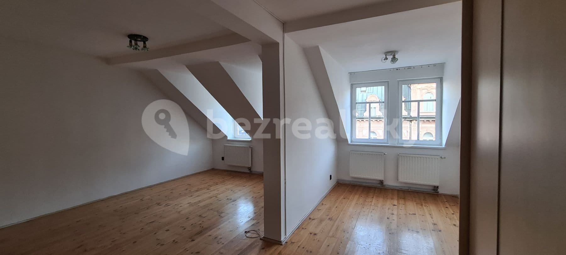Prenájom bytu 2-izbový 52 m², Bělehradská, Karlovy Vary, Karlovarský kraj Prenájom bytu 2-izbový 52 m², Bělehradská, Karlovy Vary, Karlovarský kraj