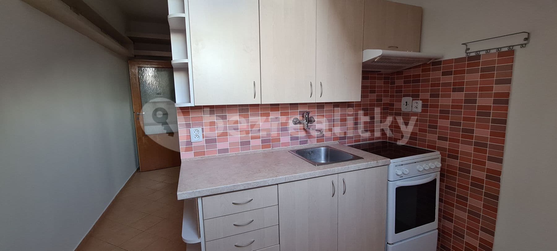 Prenájom bytu 2-izbový 52 m², Bělehradská, Karlovy Vary, Karlovarský kraj Prenájom bytu 2-izbový 52 m², Bělehradská, Karlovy Vary, Karlovarský kraj