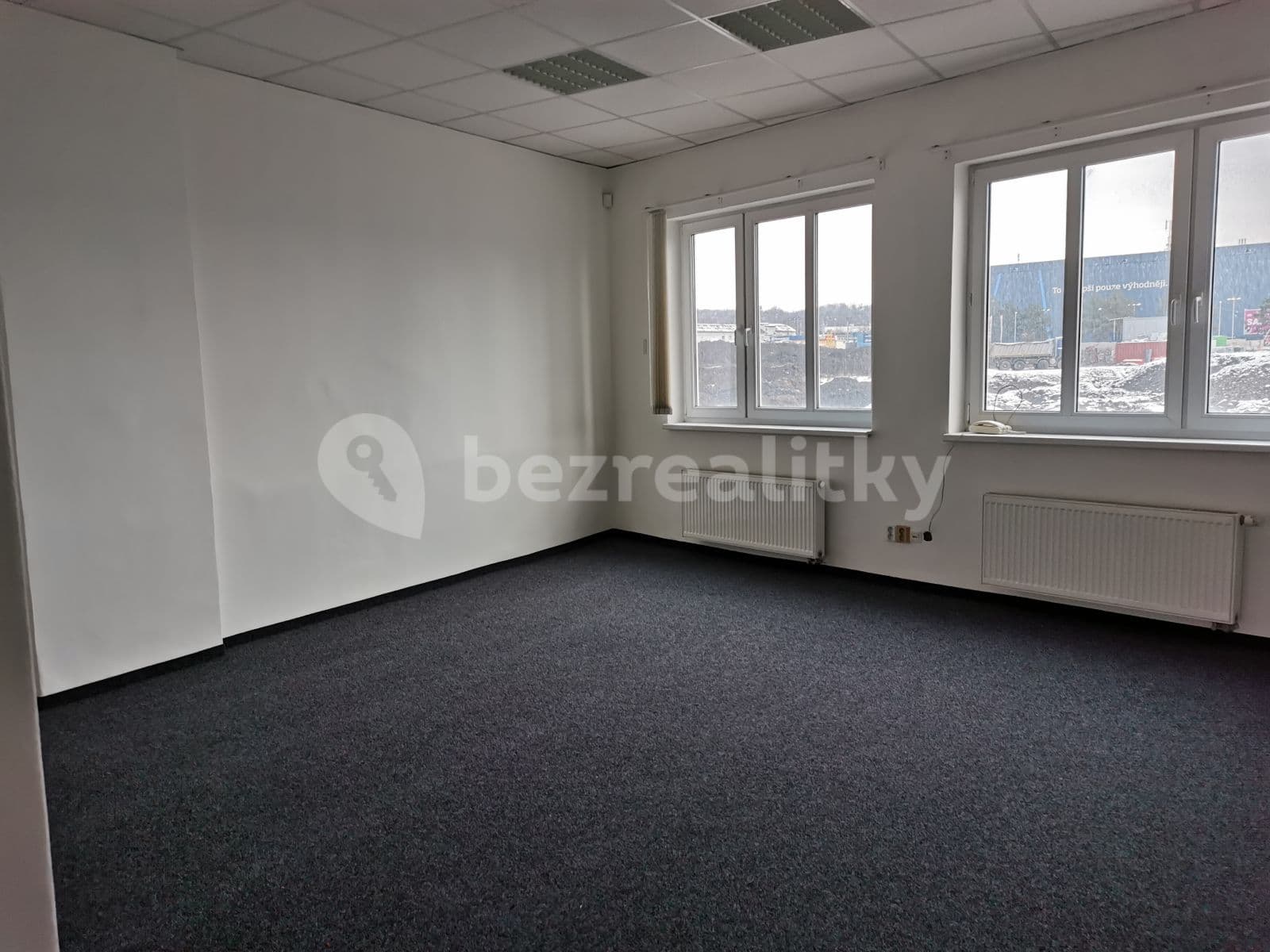 Prenájom kancelárie 58 m², Kolbenova, Praha, Praha Prenájom kancelárie 58 m², Kolbenova, Praha, Praha