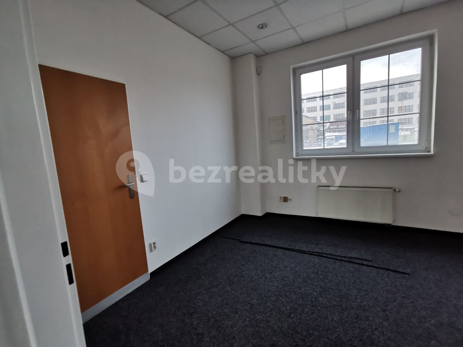 Prenájom kancelárie 58 m², Kolbenova, Praha, Praha Prenájom kancelárie 58 m², Kolbenova, Praha, Praha