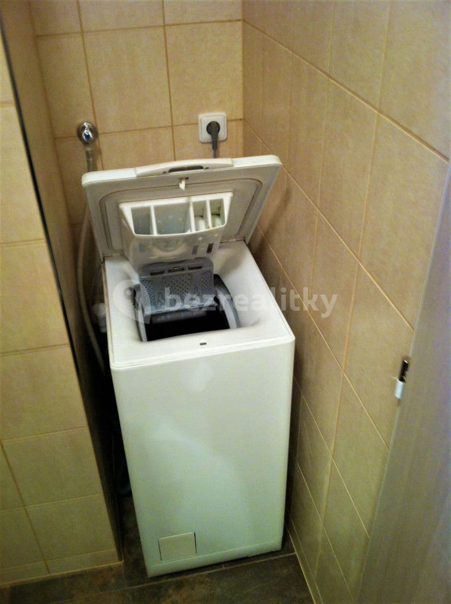 Prenájom bytu 2-izbový 38 m², Slezská, Praha, Praha Prenájom bytu 2-izbový 38 m², Slezská, Praha, Praha