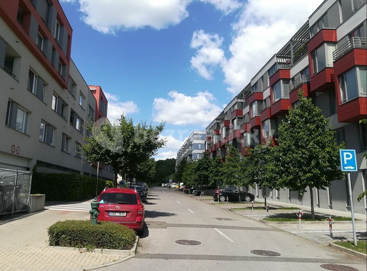 Prenájom bytu 1-izbový 40 m², Trmická, Praha, Praha Prenájom bytu 1-izbový 40 m², Trmická, Praha, Praha